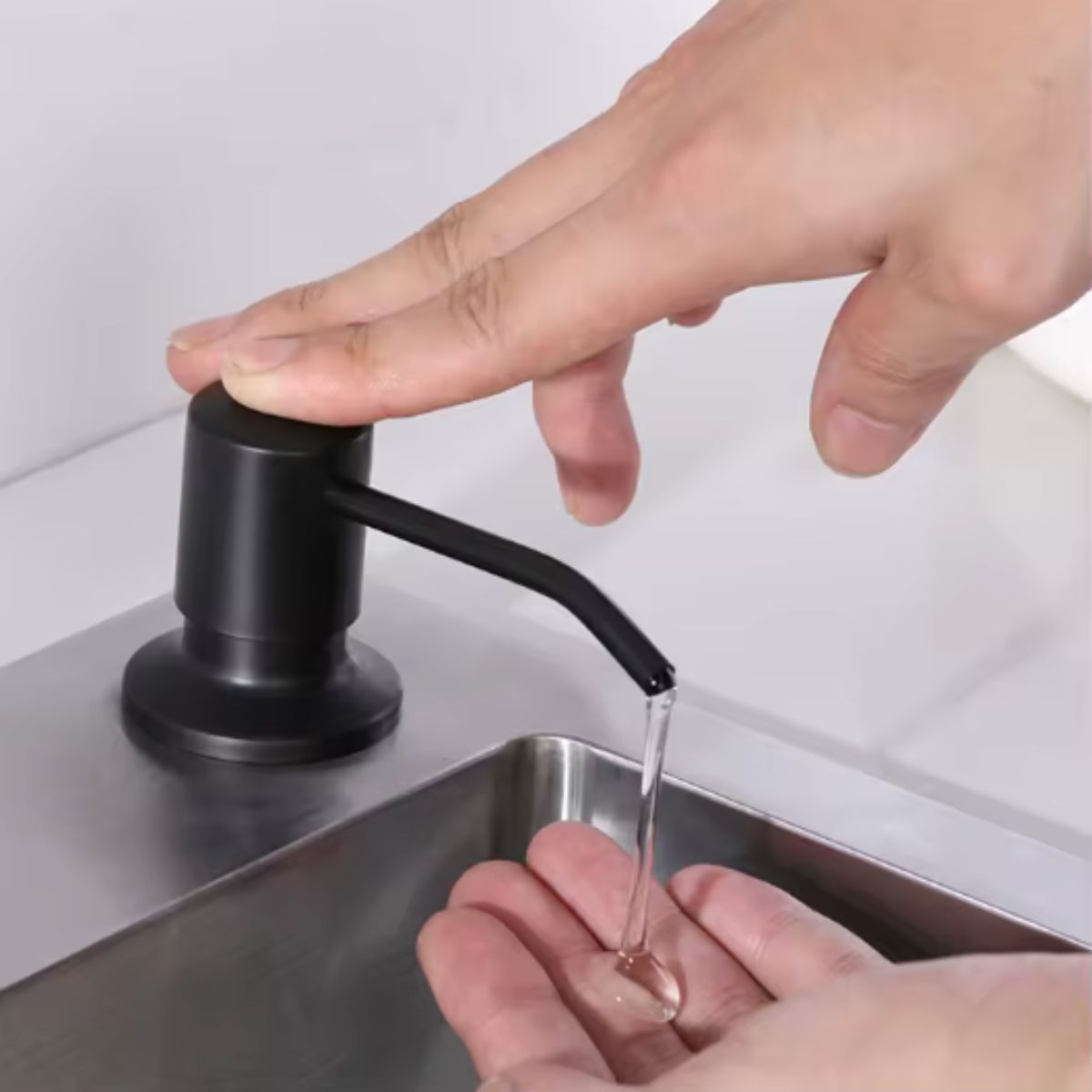 Dosador de Embutir Inox/Abs 350ML - Cor Preta